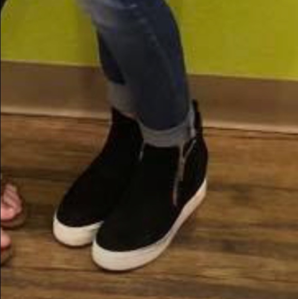 Steve Madden Wedgie Sneakers